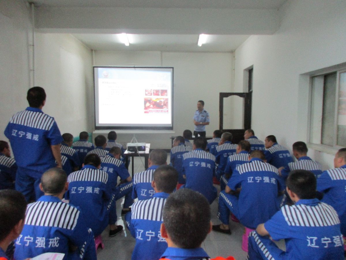 5b95cd38218fe.jpg c811403fa03000011af918f21e1219e4.jpg