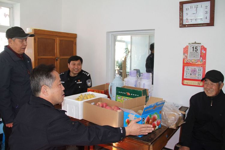 5bc6967011718.jpg c82e3faac4f0000198eb1333f7401a98.jpg