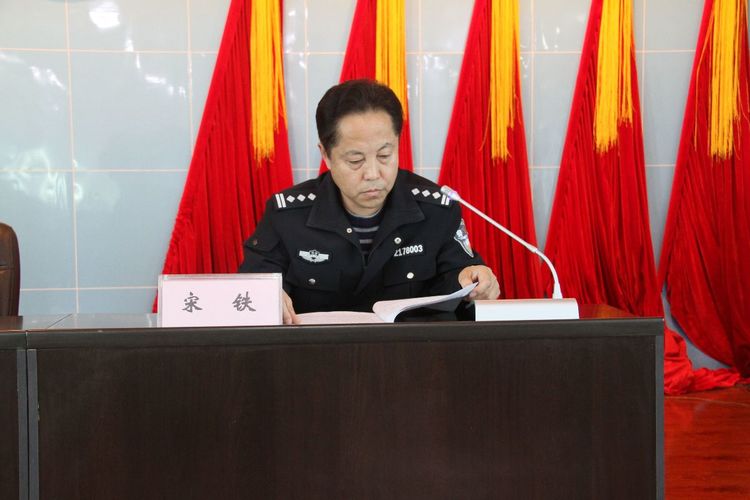 5bd958b8eed6f.jpg c833192846e00001f018b2d0e2b910d5.jpg