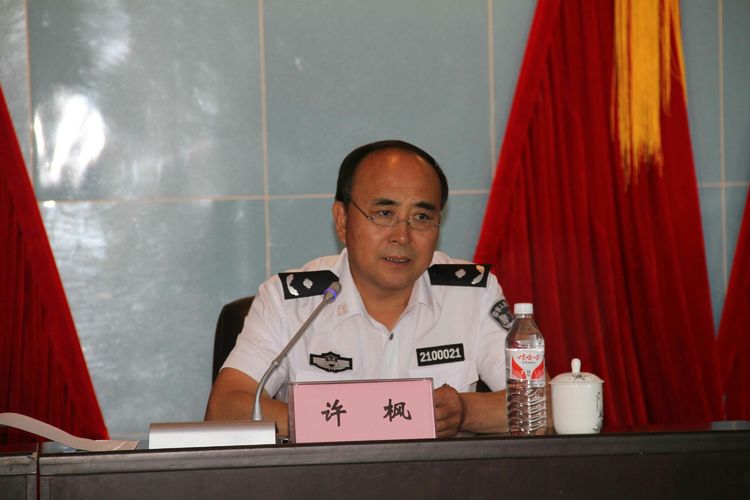 5be0dee99ad3d.jpg f4e236ed437e49ce8d5bf52f6533bf34.jpg