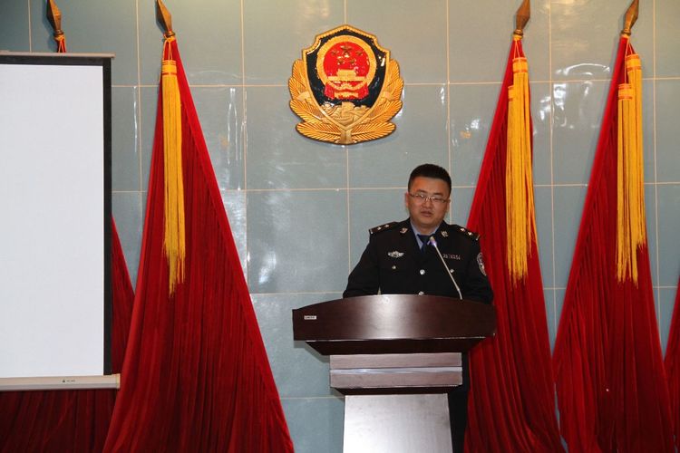 5becb66a7b746.jpg c8379a99d1600001fa2918b810b3aff0.jpg