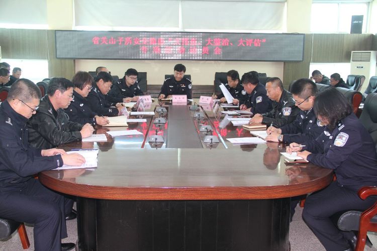 5bee53e96da0c.jpg c83833d270600001c9ada31474b09050.jpg